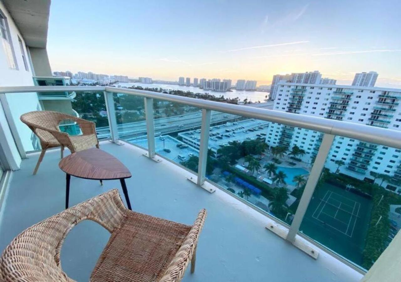 Zen Vacation Rentals Modern Penthouse Across Ocean Miami Beach Kültér fotó