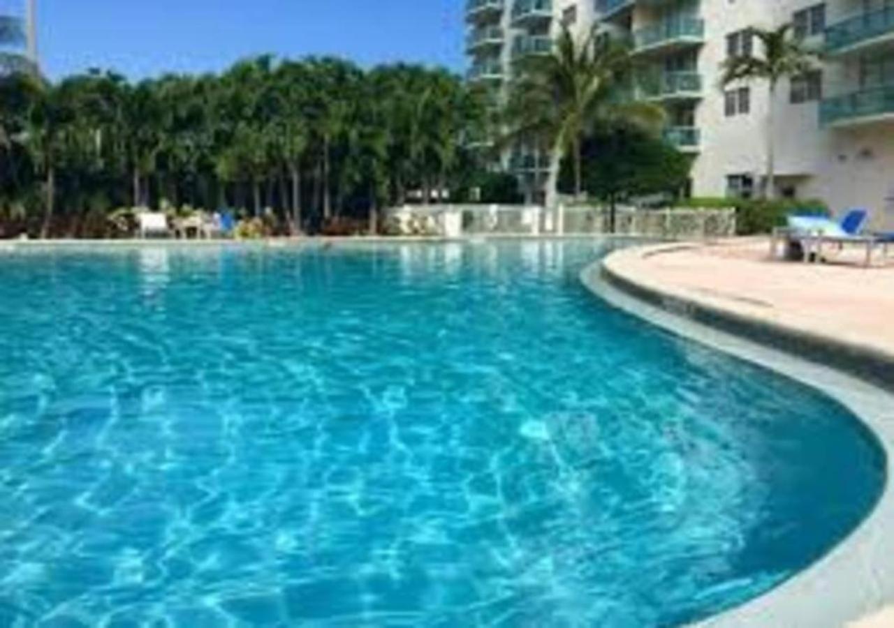 Zen Vacation Rentals Modern Penthouse Across Ocean Miami Beach Kültér fotó